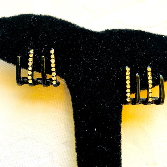 Jewelry - Sparkly 4 pronged Black Hematite Crystal Earrings